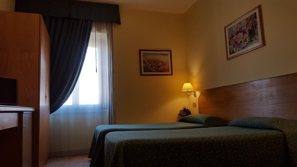 Nuovo Albergo Chieti Zewnętrze zdjęcie